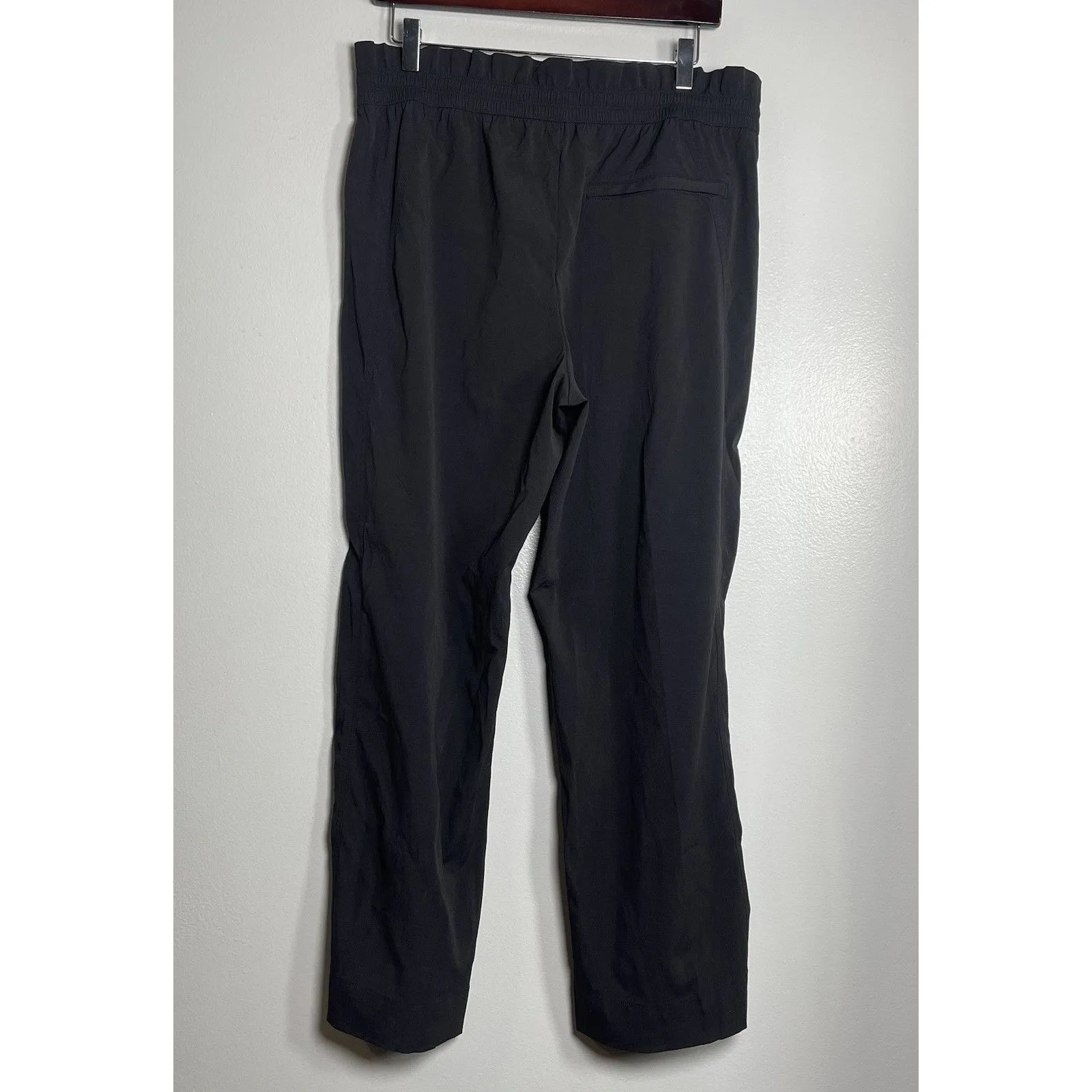 ATHLETA Trekkie High Rise Parachute Pant Size 14 P Black Athleisure Sporty - Image 7