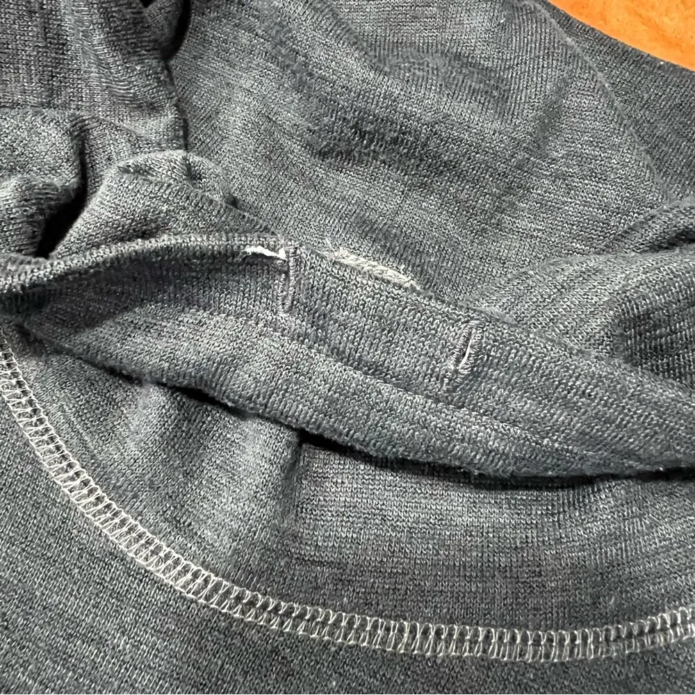 Kuhl Lea Pullover Gray size large pocket cowl neck - Image 8