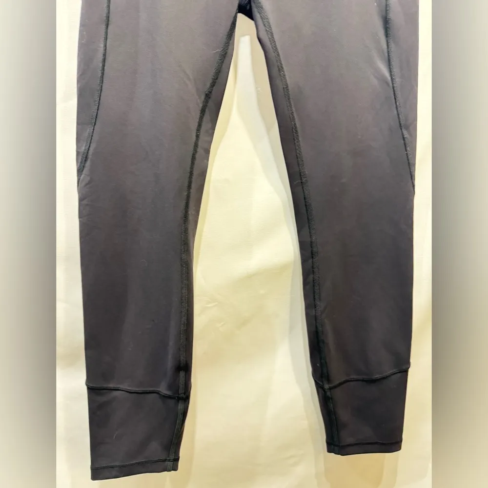 Lululemon In Movement Tight 25" *Everlux in Black Size 8 W5BPGS like new! - Image 9