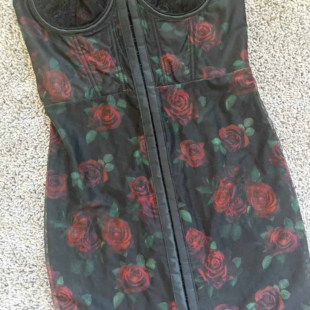 Current Mood Black and Red Floral Mini Dress - Image 4