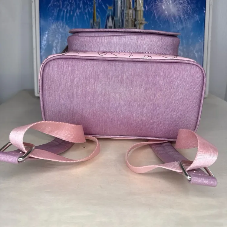 Loungefly LACC EXCLUSIVE Sanrio hello kitty iridescent pink NWOT - Image 9