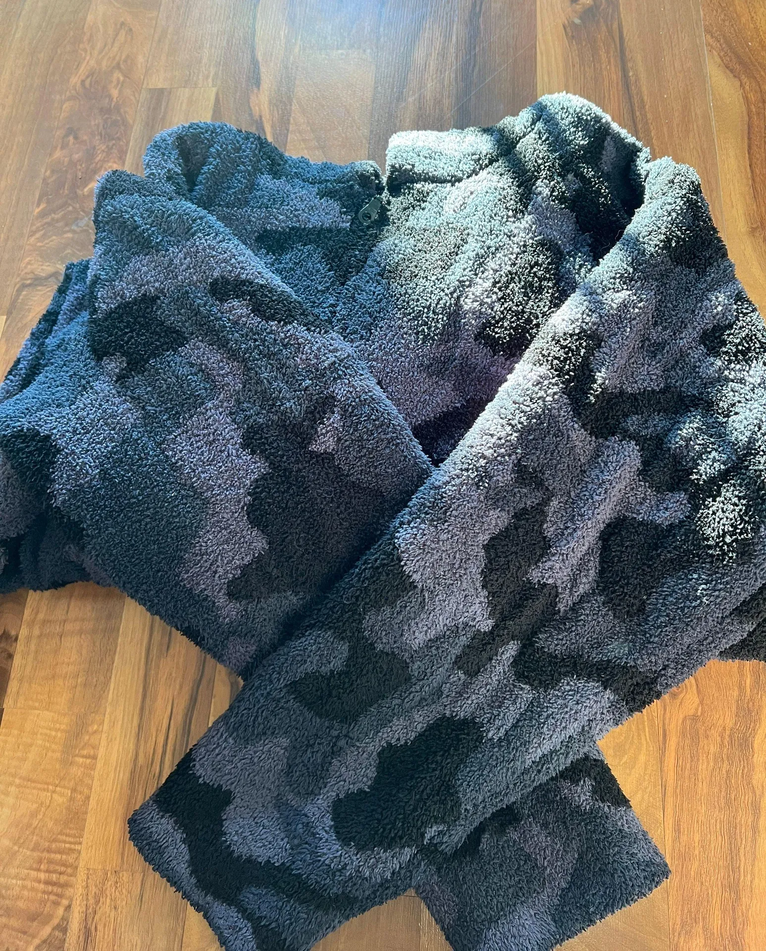 Barefoot Dreams Fuzzy Jacket - Image 2