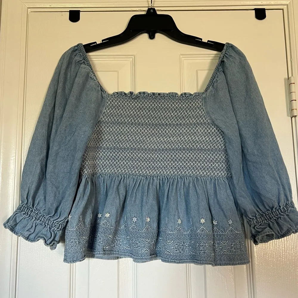 American Eagle Chambray Smocked Babydoll Square Neck Top size S - Image 10