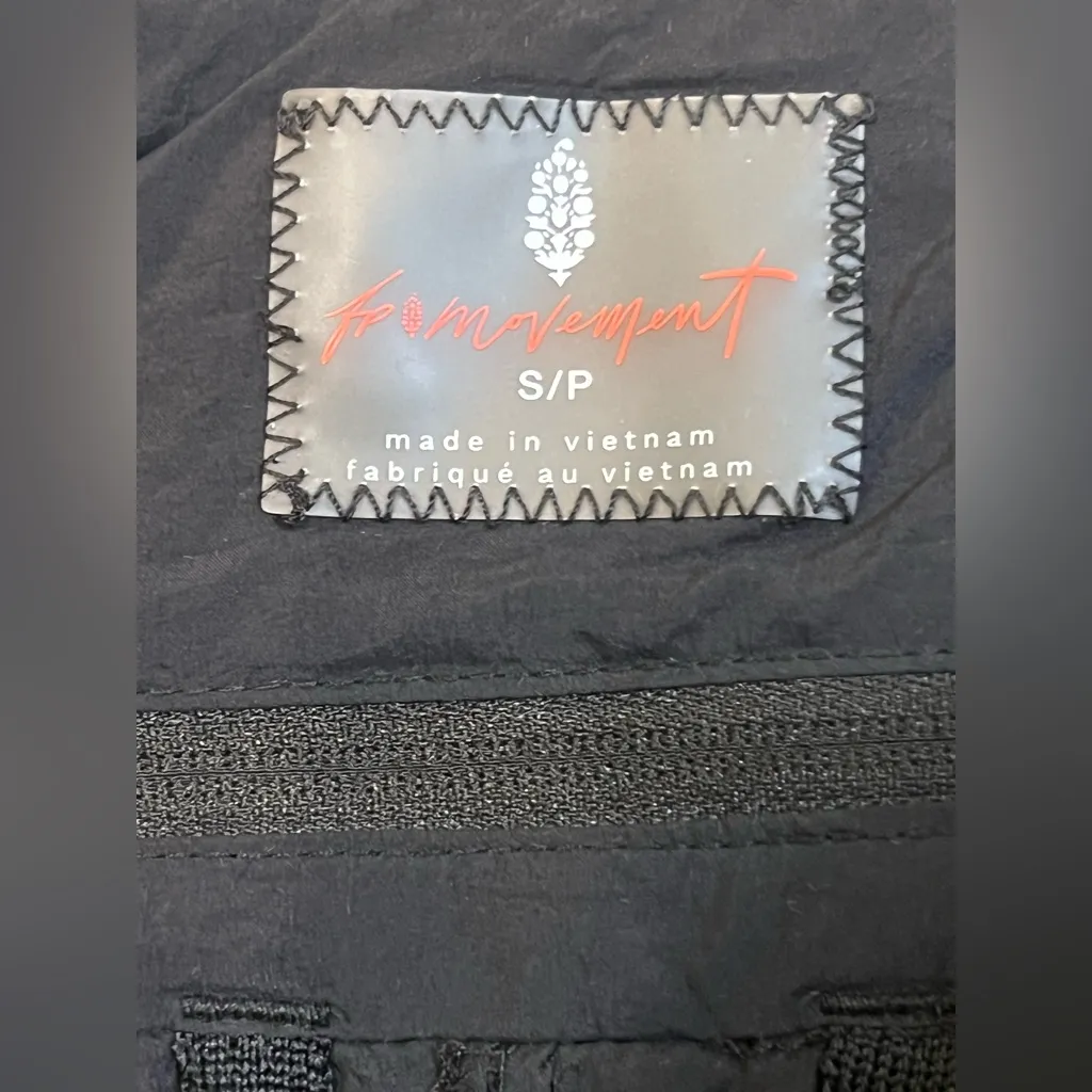 NWT Pippa packable skort by FP Movement from Free People in size Small Black - Image 9