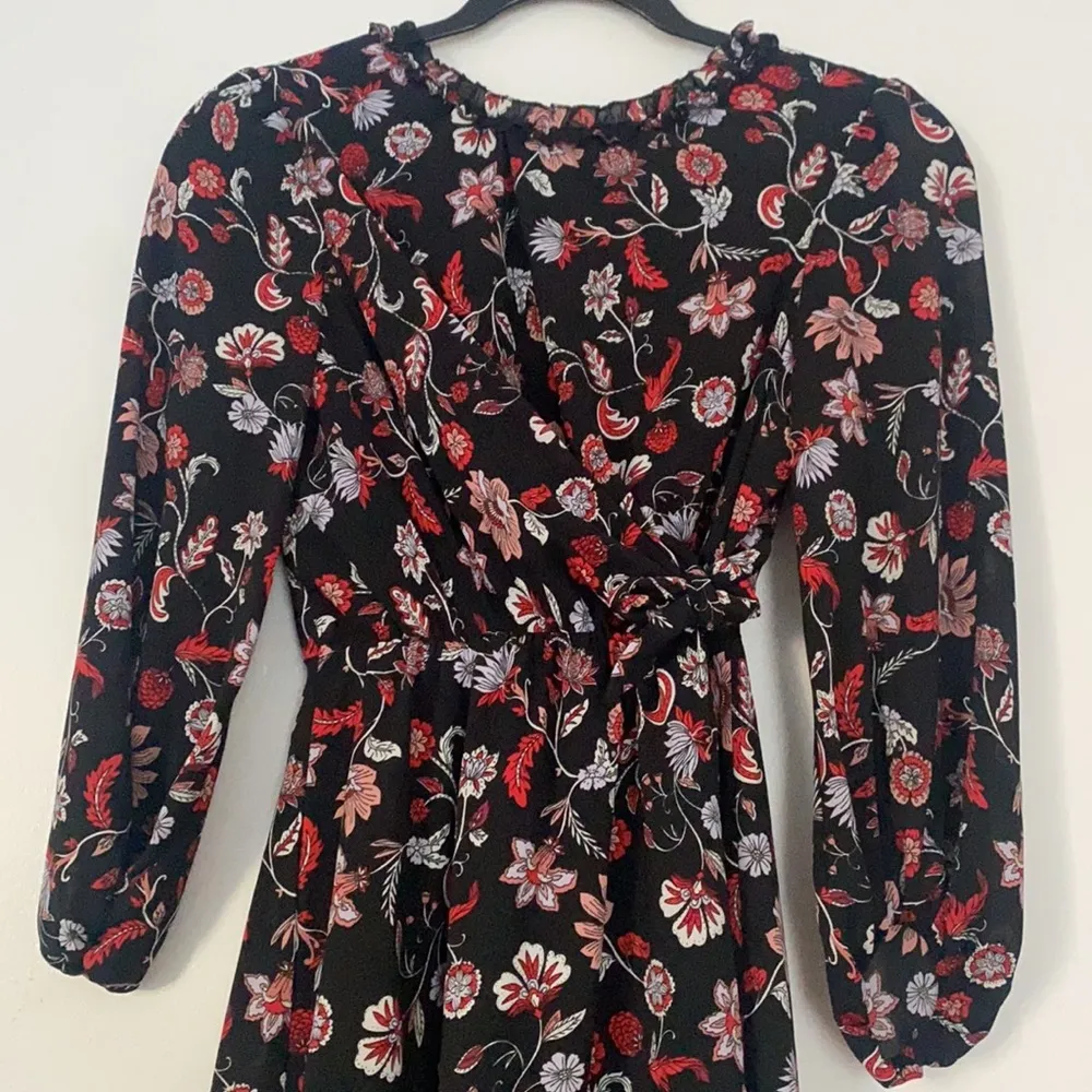 Banana Republic Print Tie-Waist Mini Dress Black Paisley size 00 long sleeve - Image 2