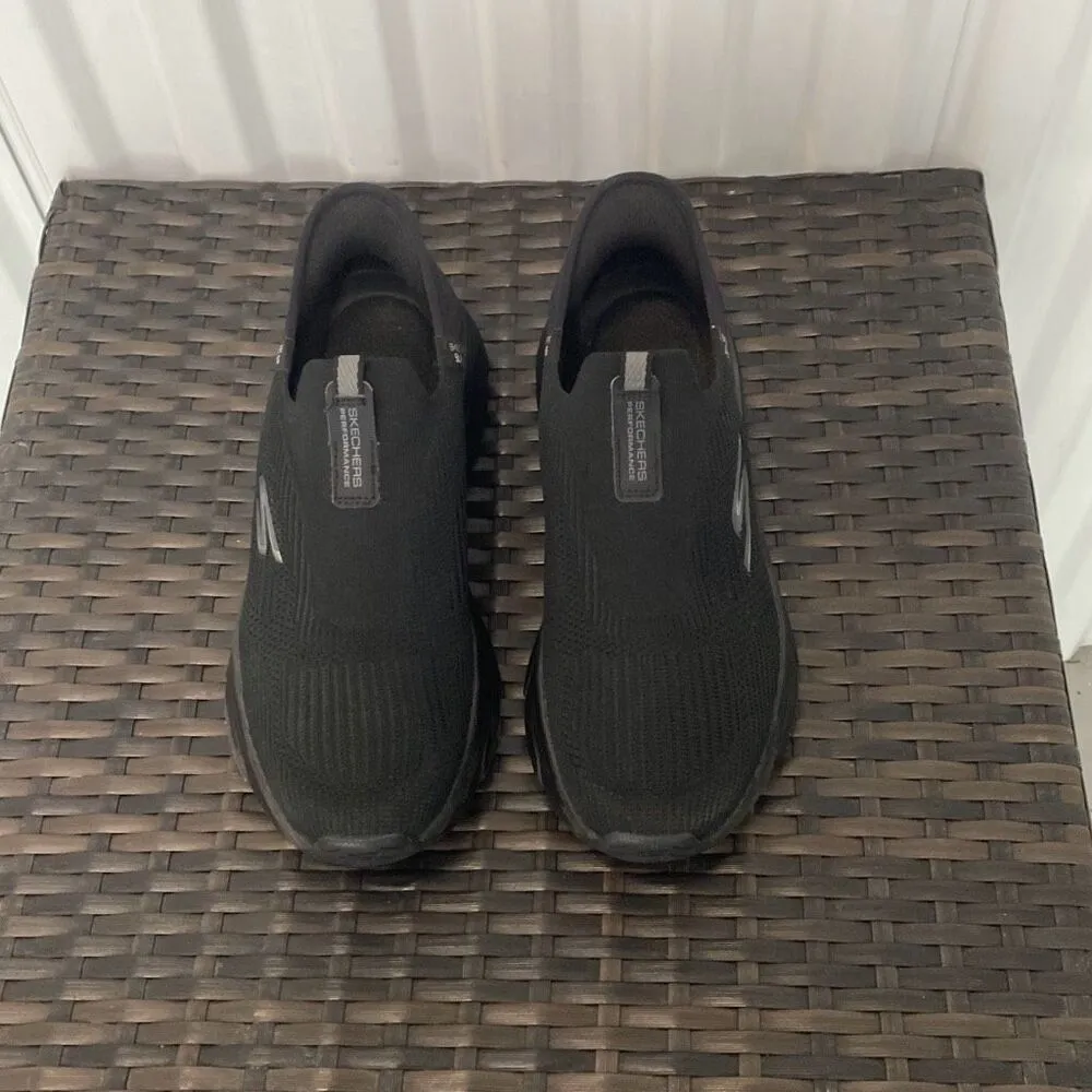 Sketchers sneakers, men’s size 9.5 - Image 3