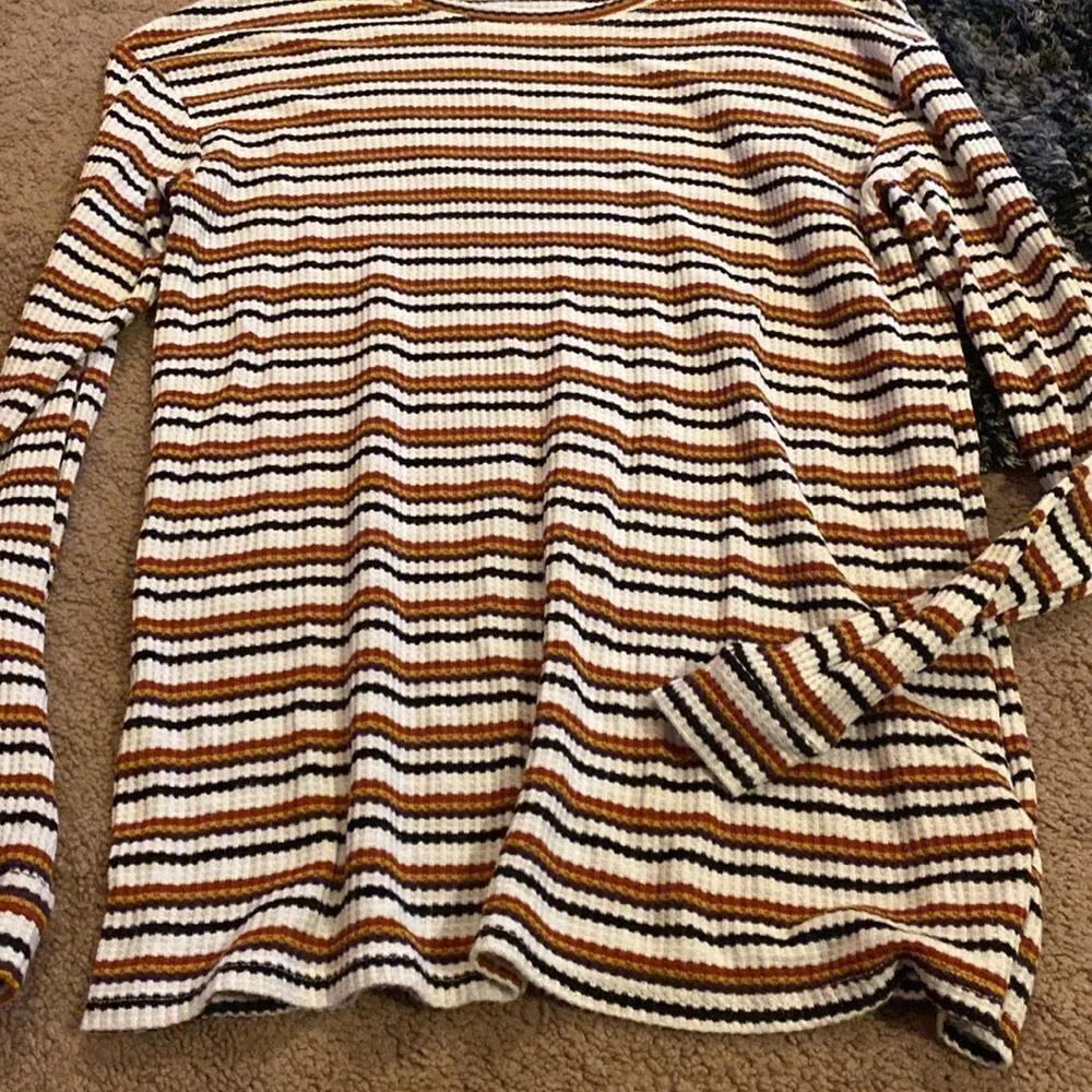 Project social T/urban outfitters long sleeve - Image 2