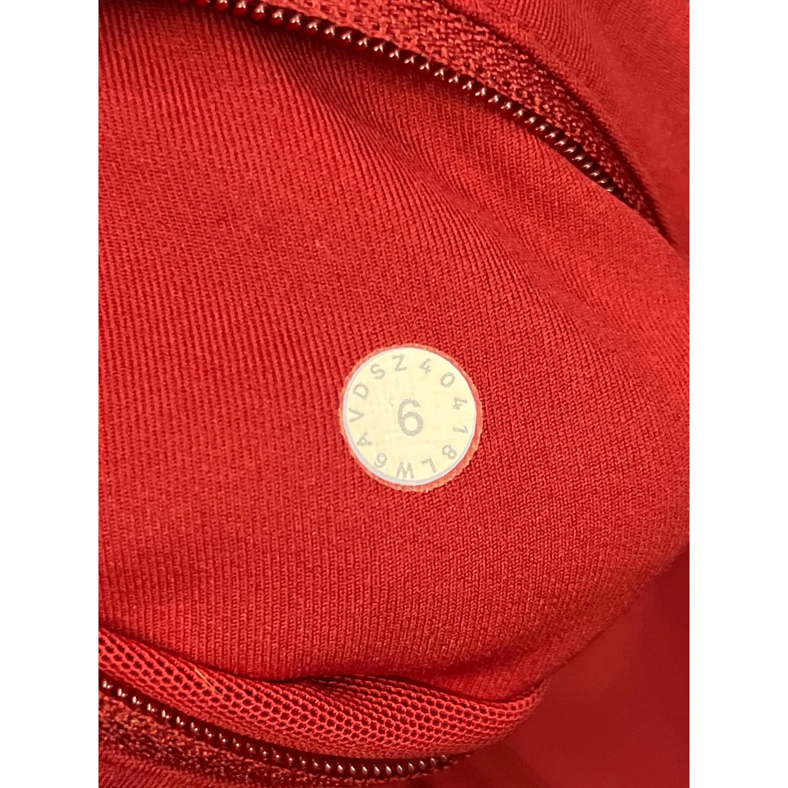 Lululemon Fast And Free Crop Red Leggings Womens 6 Side Pocket Running - Image 2