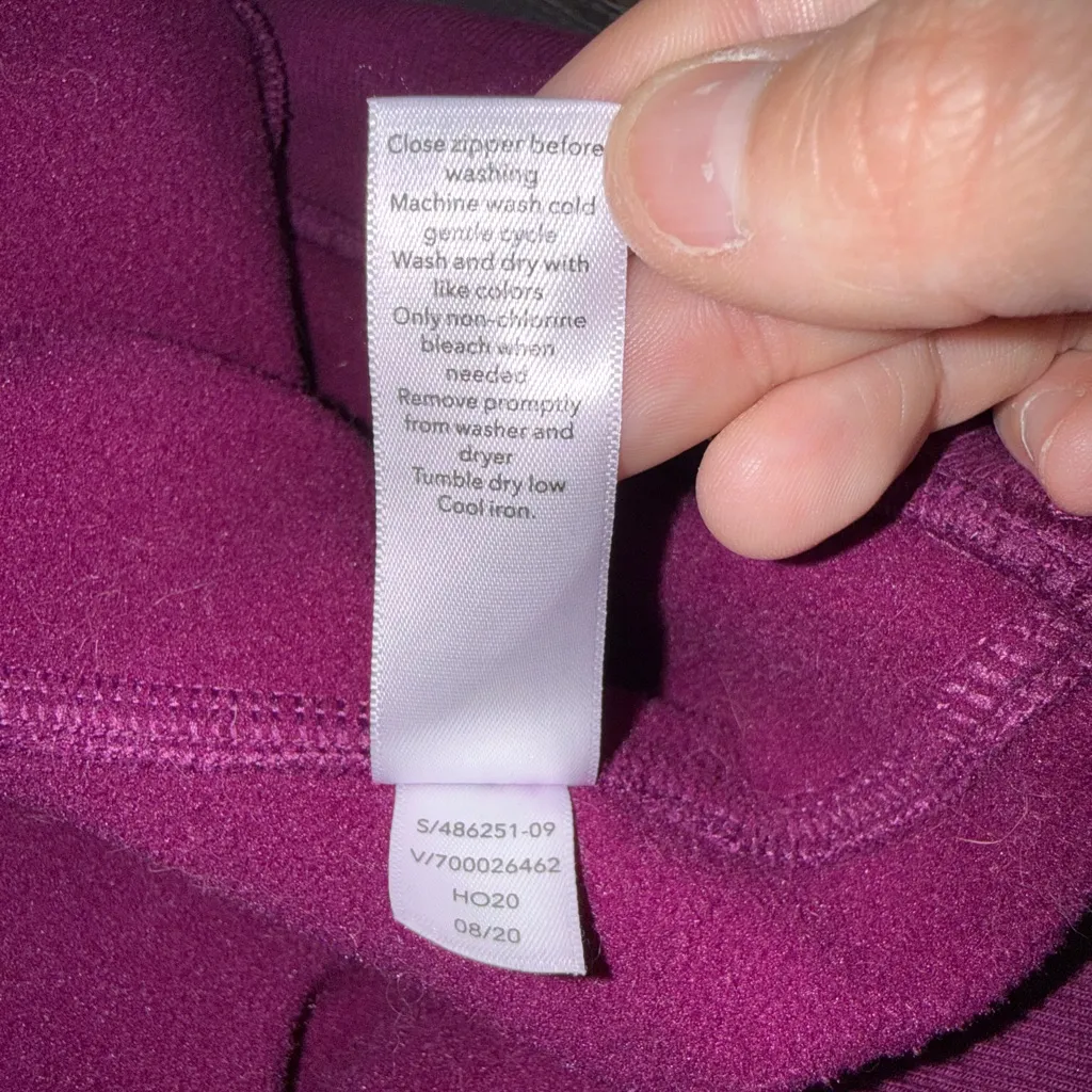 Athleta Triumph Hoodie - Size Small - Image 8