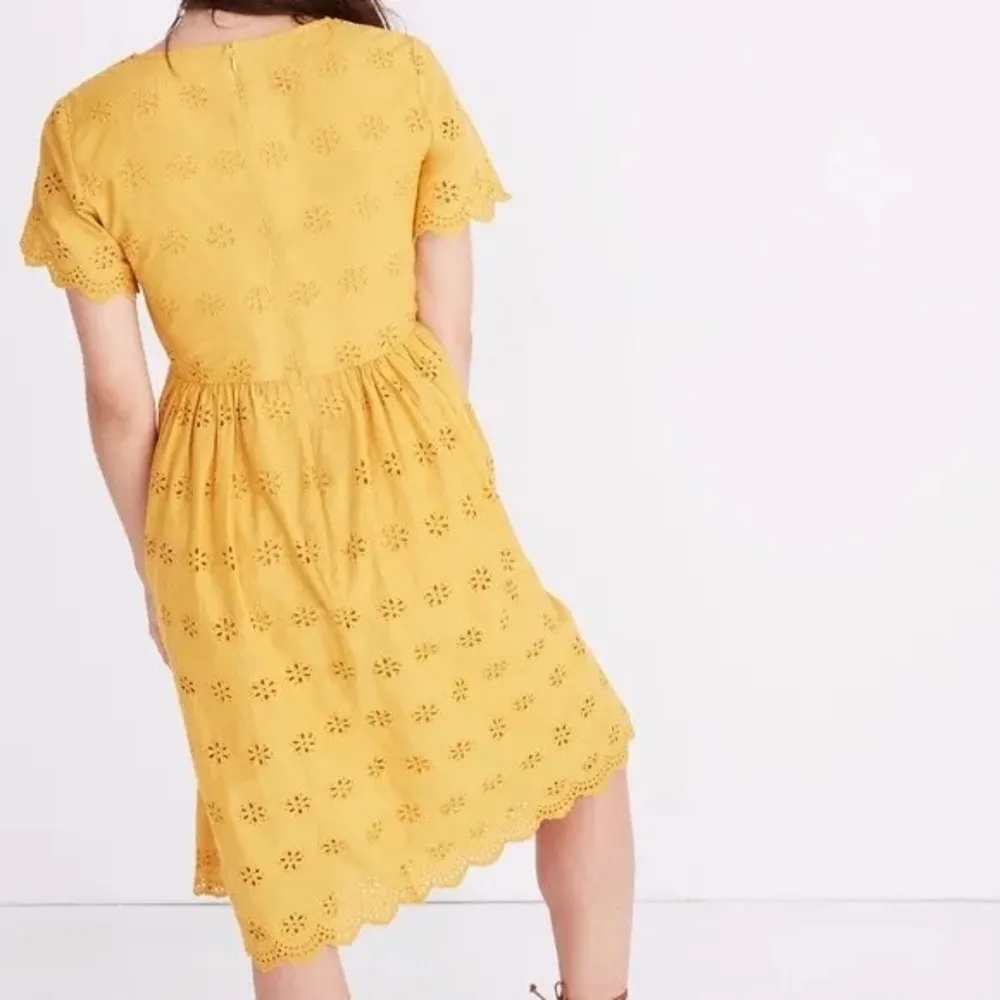 Madewell Scalloped Eyelet Midi Yellow Short Sleeved Dress Size 12 GUC - Image 4