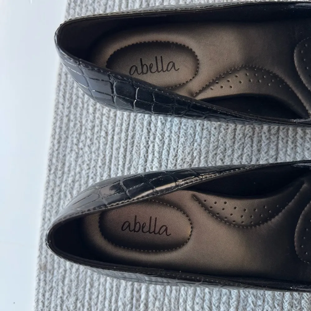 Abella Black Crocodile Patent Leather Block Heel Loafers Size 8 - Image 7