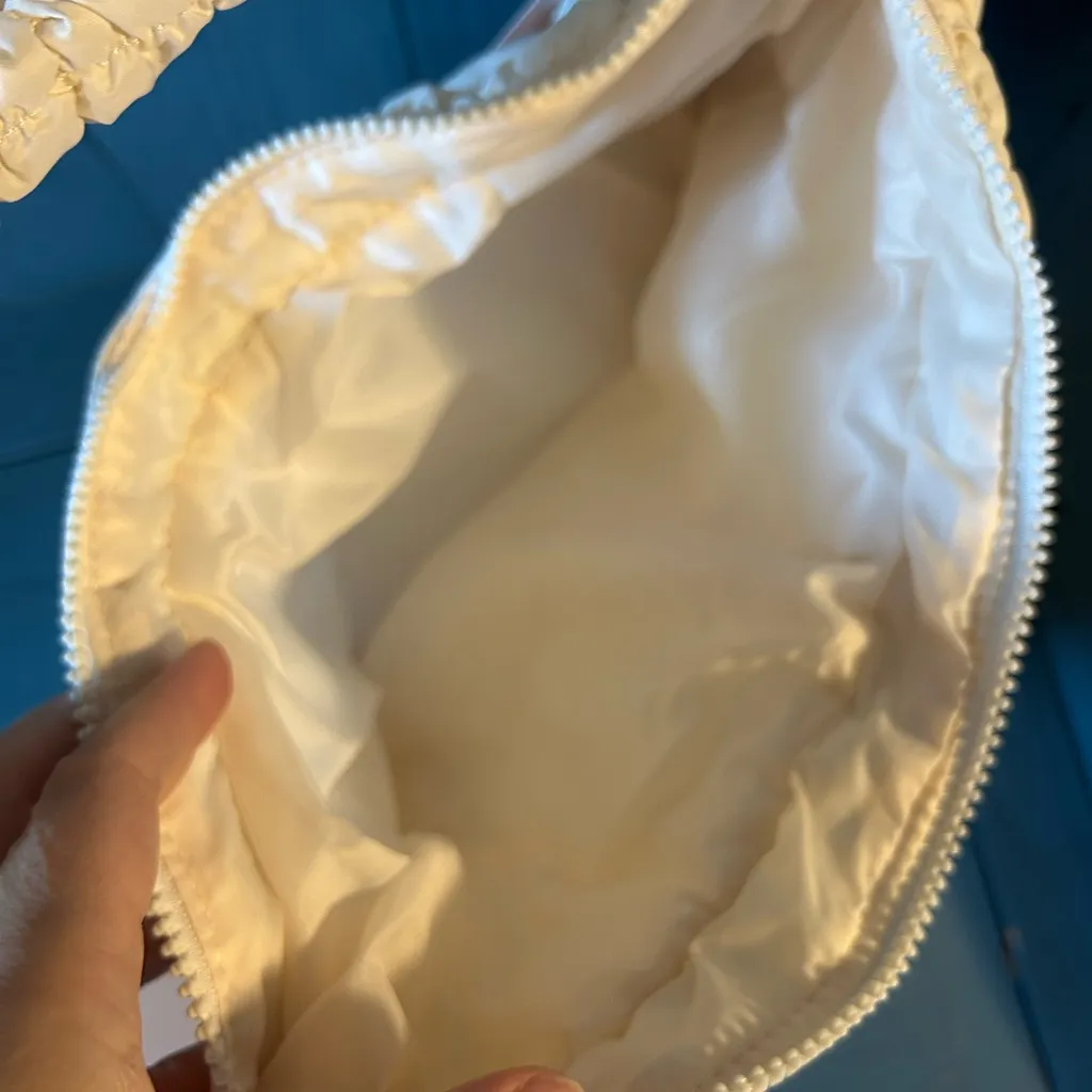 Ariana Grande Cream Quilted Hobo Bag - Image 5