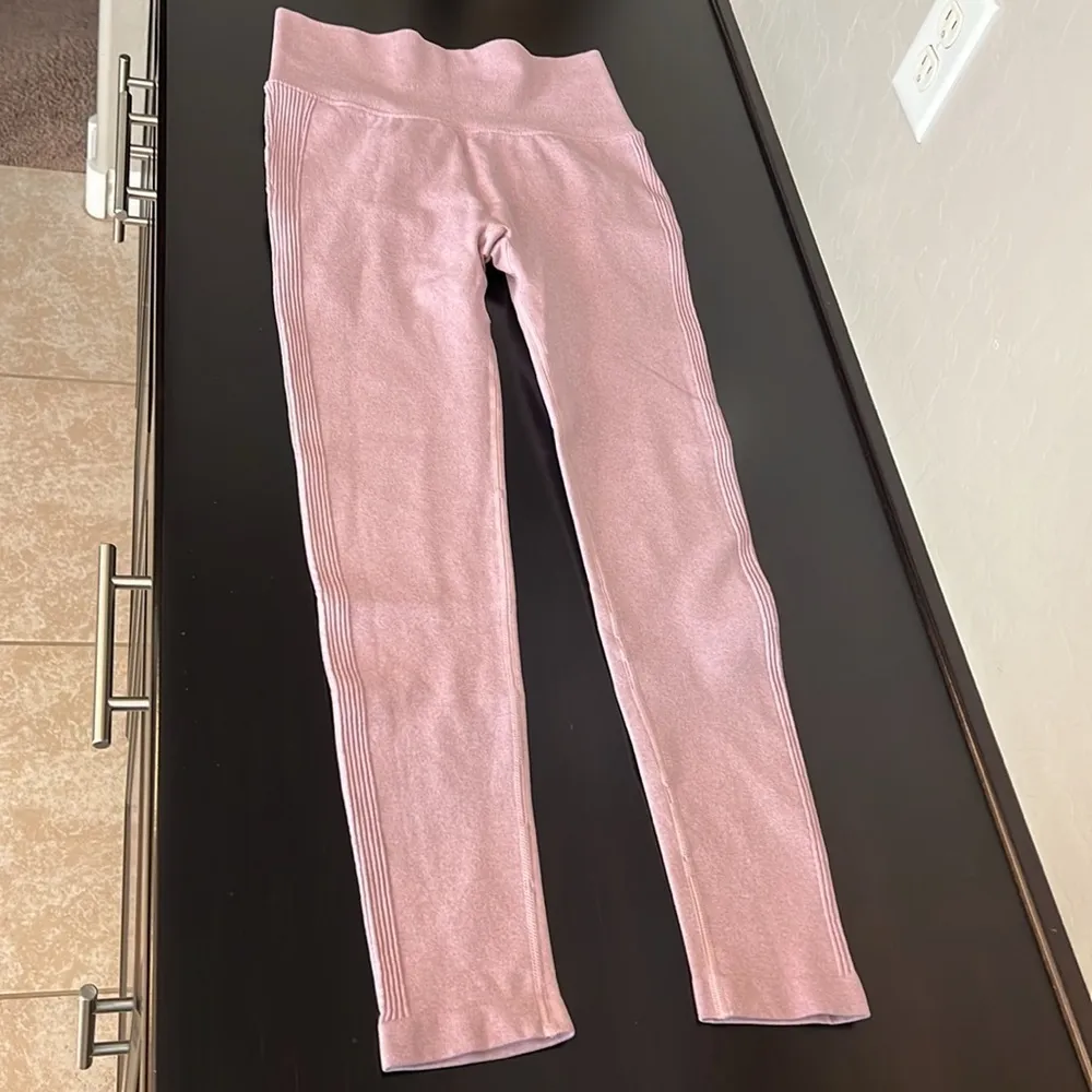 Scrunch back butt lift squat approved leggings, blush pink, high compression, M - Image 3