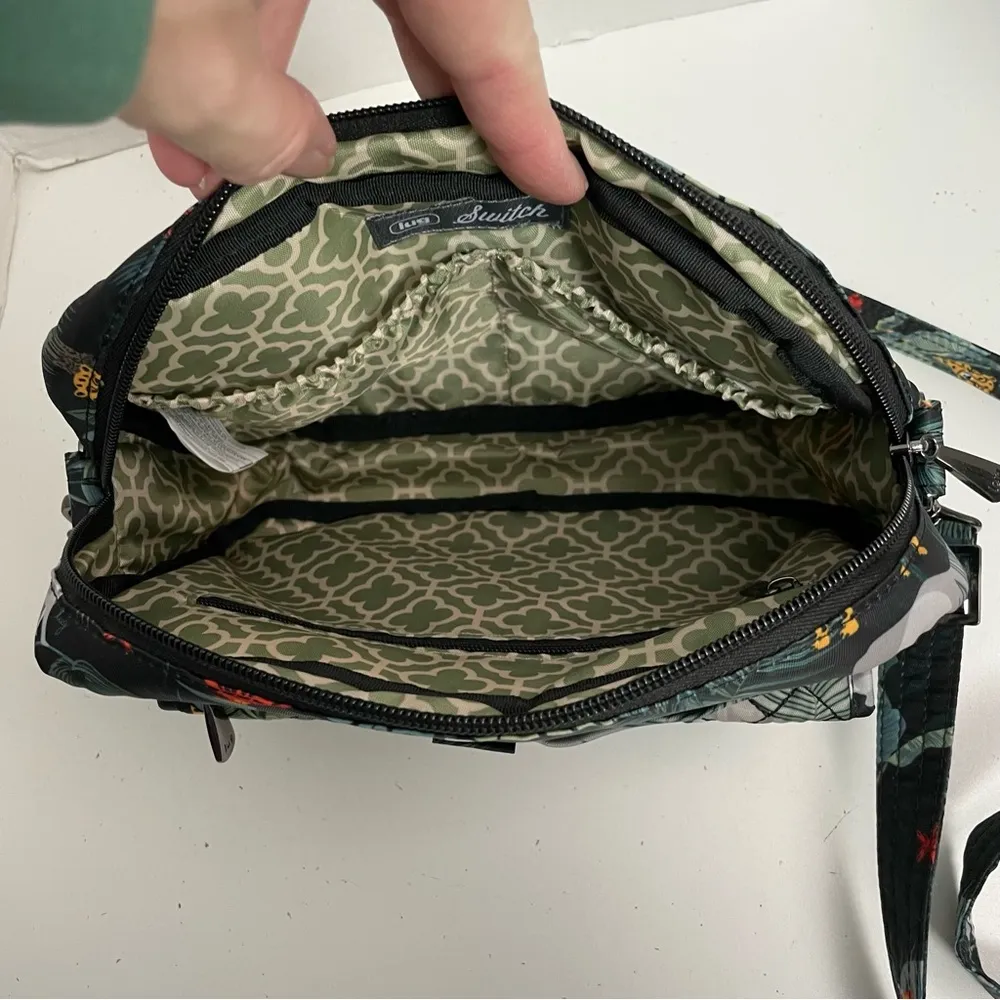 Lug Purse Crossbody Fanny Pack Wallet ID Pockets Convertible Wildlife Jungle Black - Image 13