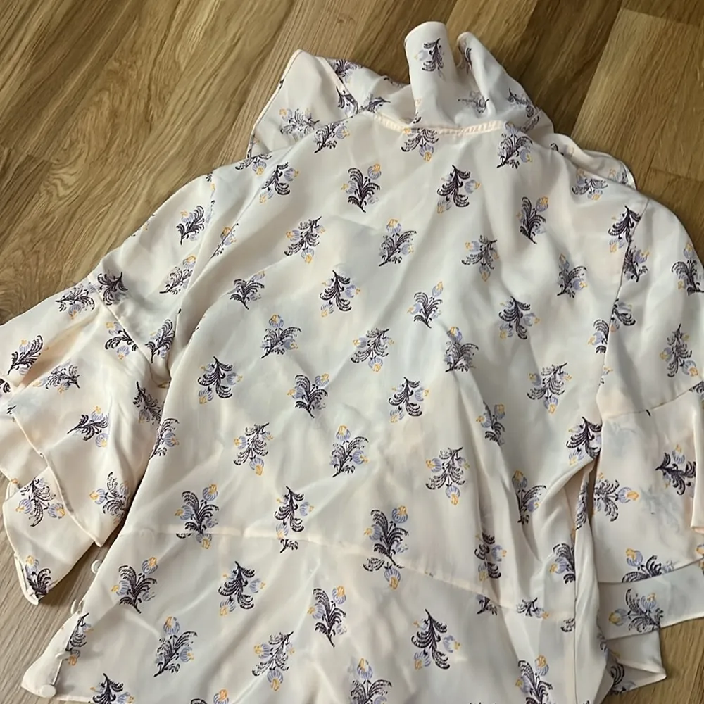 NWT Cinq a Sept Ivy Silk Top Ruffle front tie blouse Size 0 - Image 10