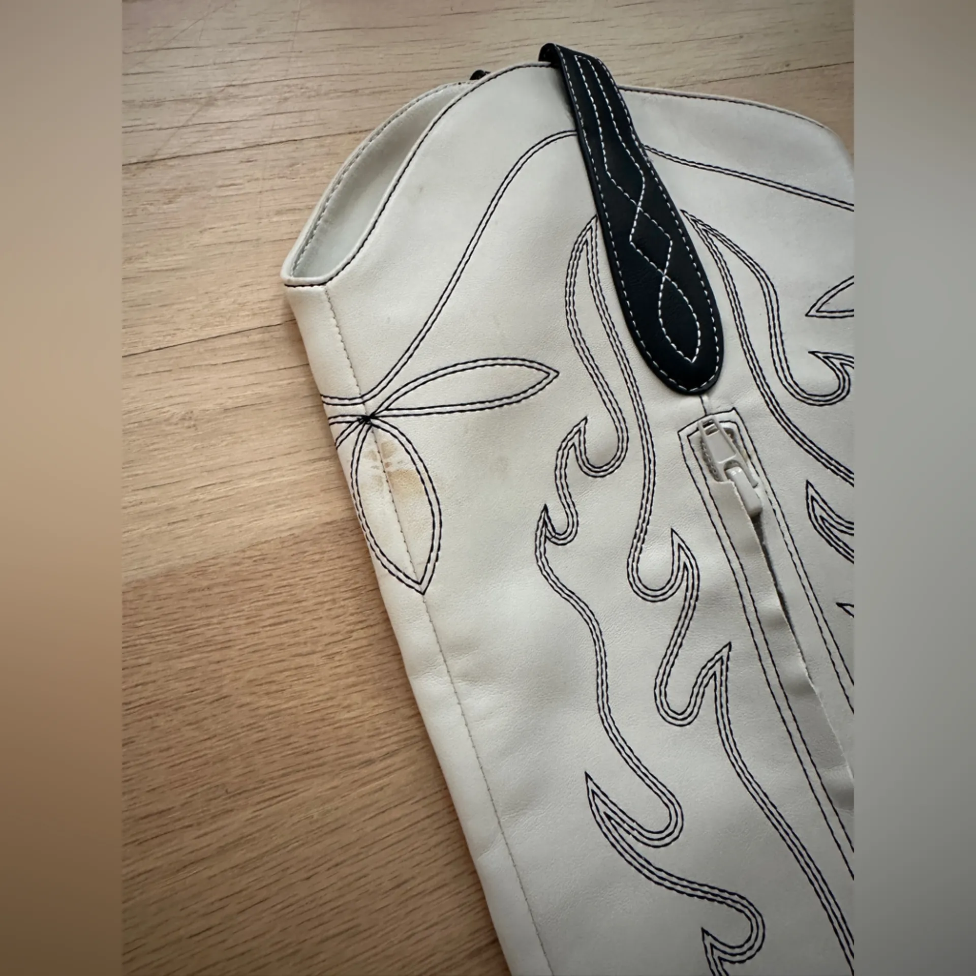 INC Hayleigh Vegan Leather Knee - Image 10