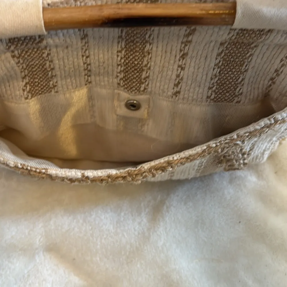 VINTAGE CROCHETED BAMBOO HANDLES HANDMADE SUMMER BAG CREAM COLORS LINED Tan - Image 8