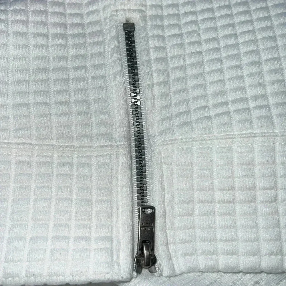 Buckle Black Womens White Waffle Grid Sweatshirt G11 Size L - Image 4