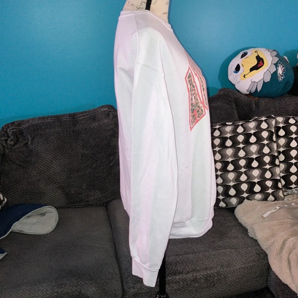 Gameday Couture x Social House AUBURN TIGERS SNAP CREW SWEATSHIRT, Medium White - Image 3