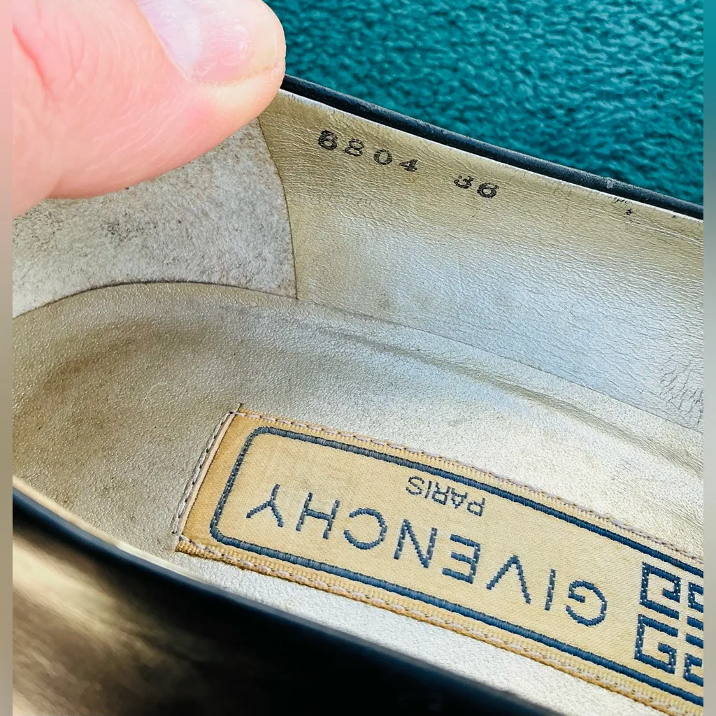 Elegant 🌹GIVENCHY shoes 🌹 - Image 11