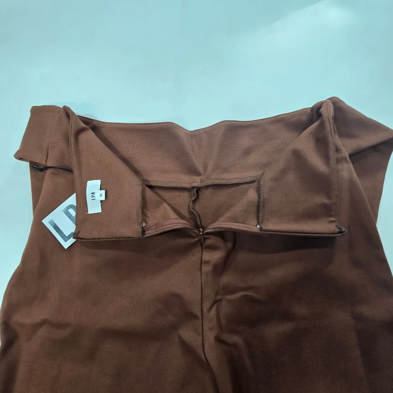 LPA Wander Legging in Brown XL - Image 9