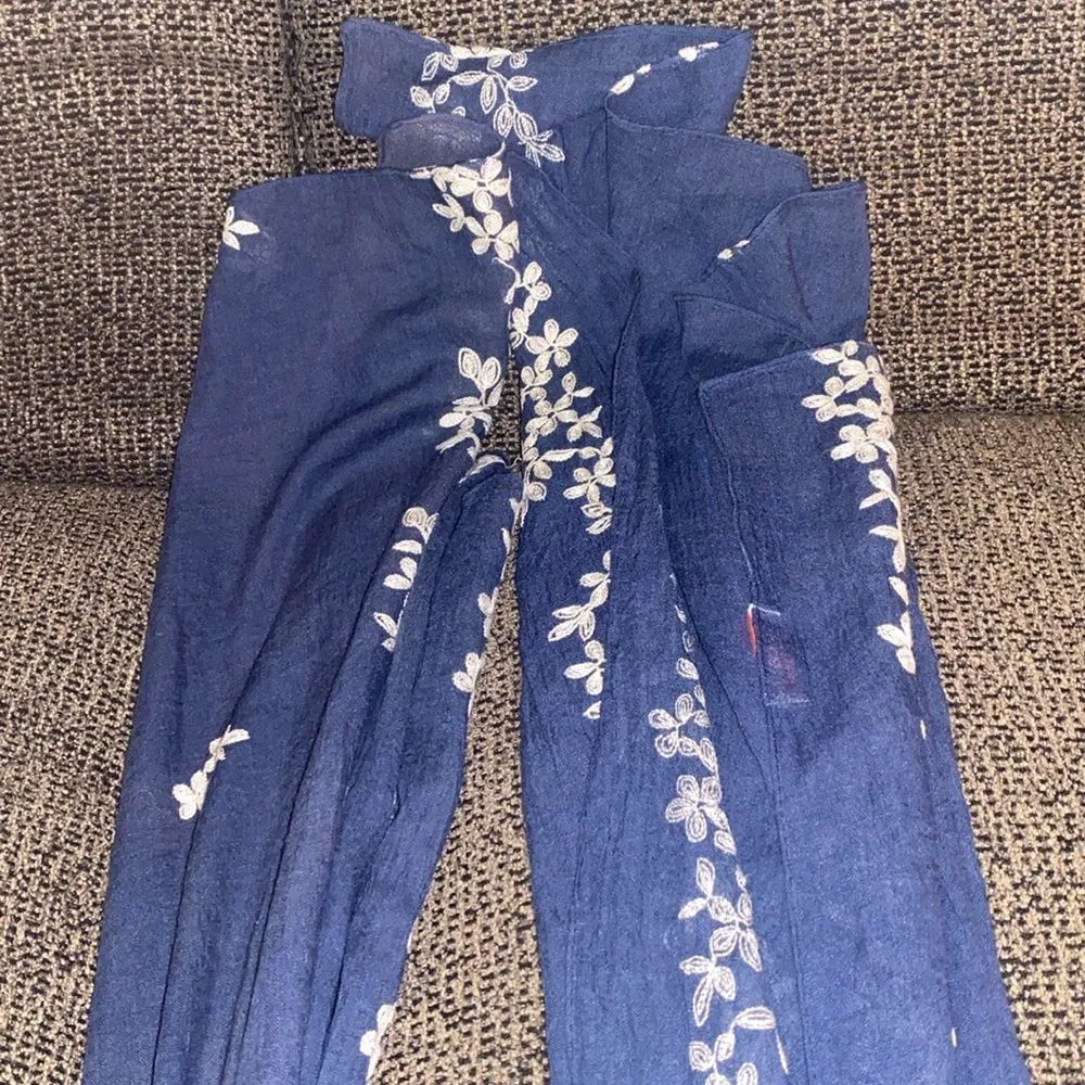 ✨RiscaWin Lady Sheer Soft Hit Jasmine Floral Embroidered Flower Scarf Shawl✨ Blue - Image 10