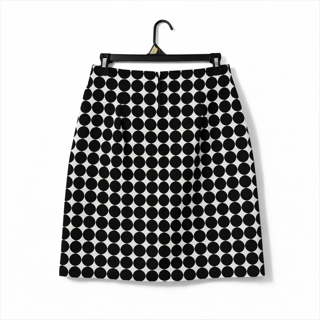 ✨Doncaster Silhouette Polka Dot Skirt Size 2 - Image 2