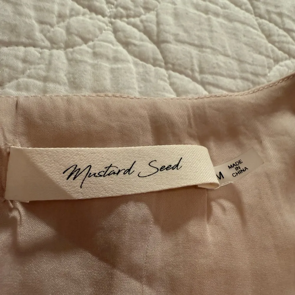 pink/ champagne color mustard seed brand dress, size medium. so cute!! - Image 3