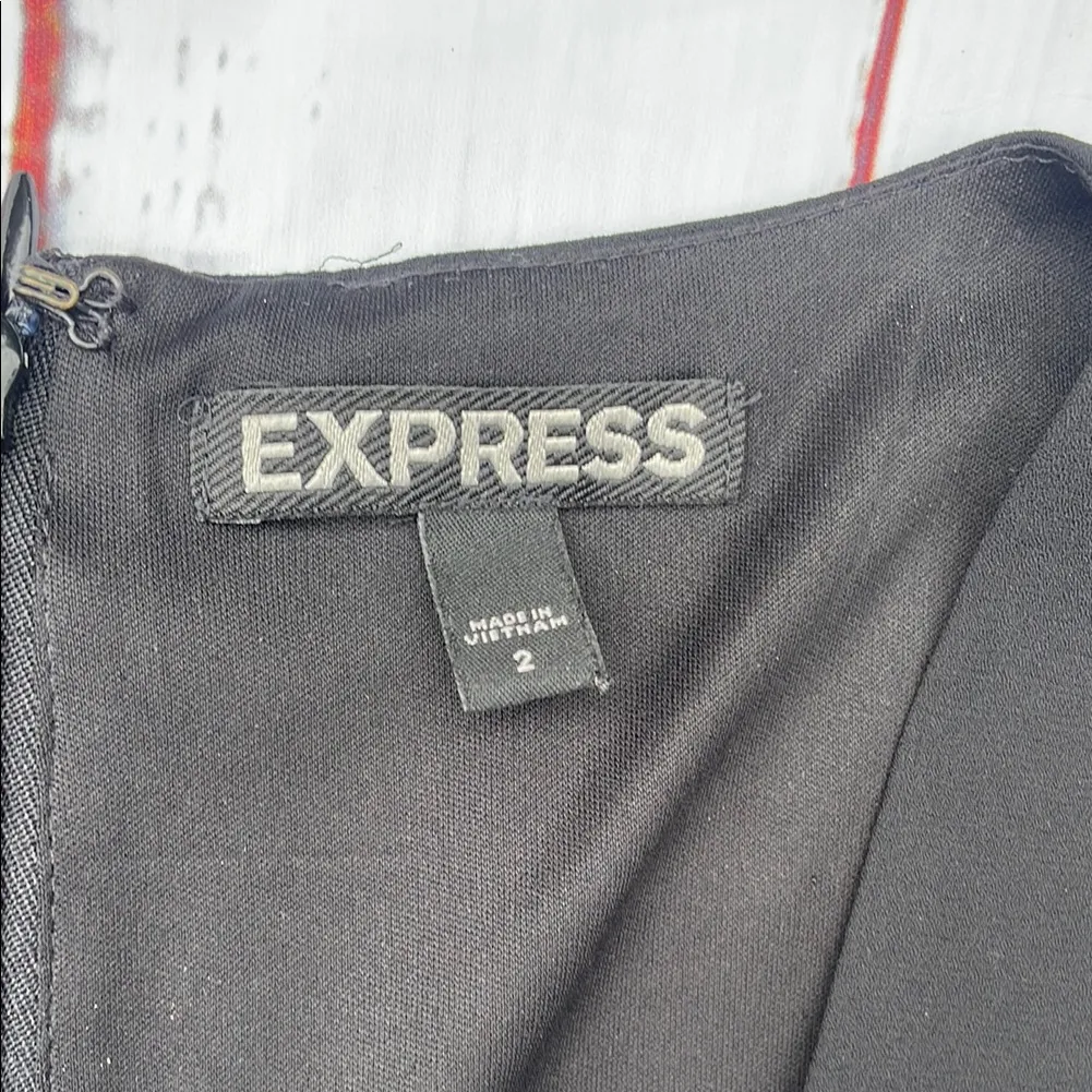 Express Elegant Black Flutter Sleeve Romper - Image 3