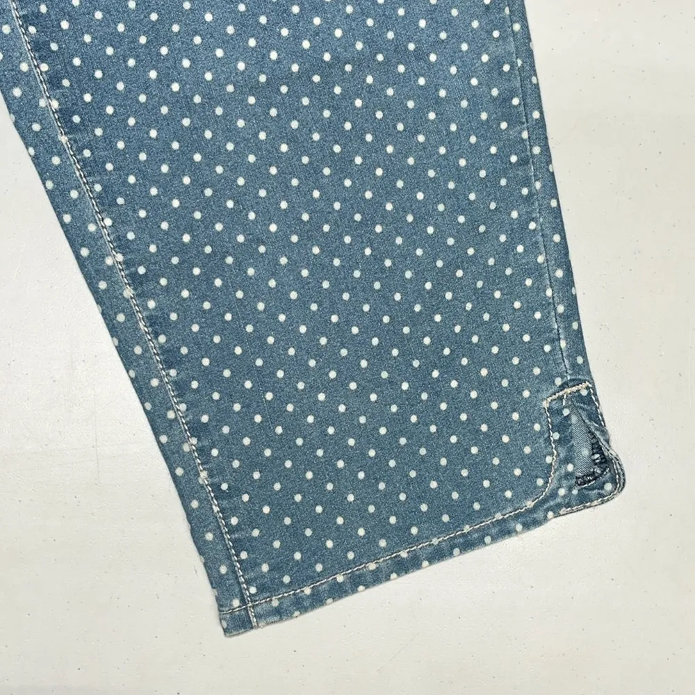 Roz & Ali Woman Size 18 Blue Denim - White Polka Dot 5 Pocket Ankle Jeans - Image 4