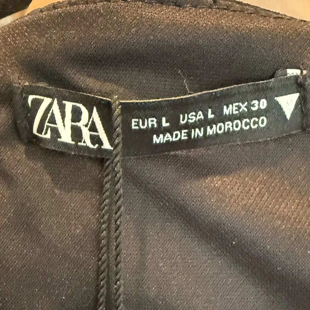 ZARA Wrap‎ Style Faux Suede Long Sleeve Mini Dress With Belt Black Size Large - Image 6