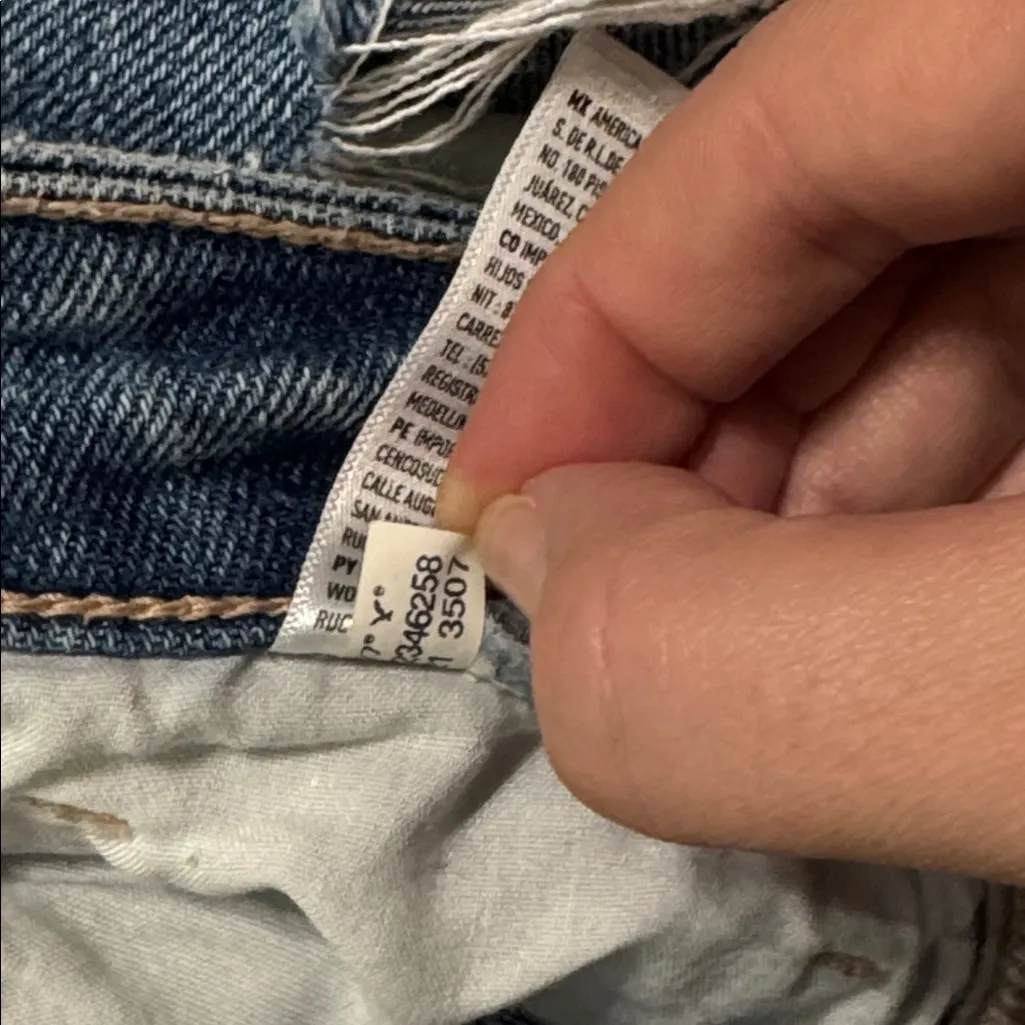 American Eagle Light Blue Stretch Mom Straight Distressed Jeans size 8 - Image 12