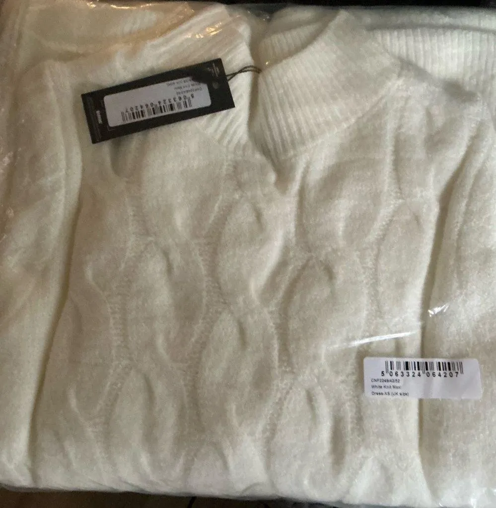 Pretty Little Things Knitted Maxi Dress - Image 2