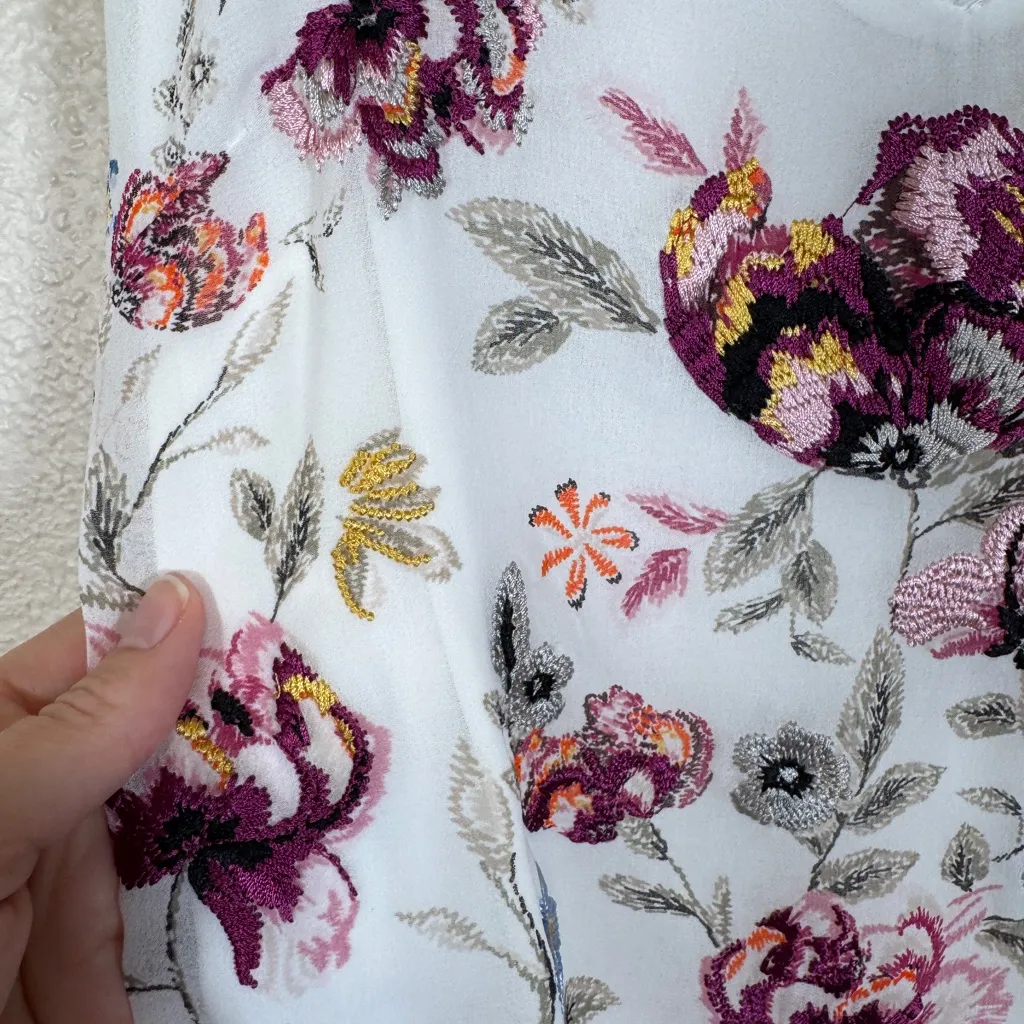 White House Black Market Floral Embroidered Ruffled Sleeve Tank Top Womens MP - Image 12