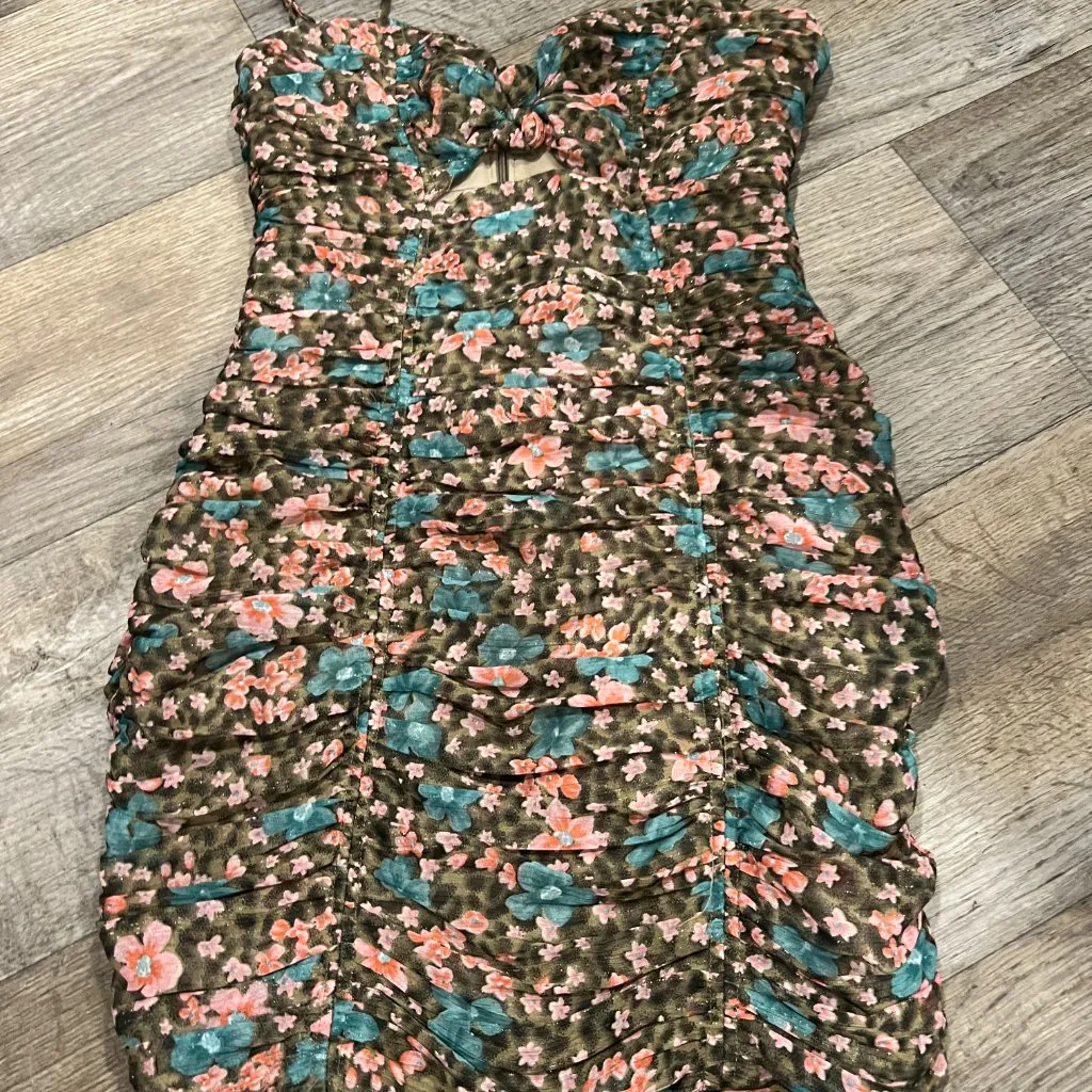 ASTR The Label NWT Green Floral Ibiza Floral Ruched Cutout Mini Dress Size S - Image 4