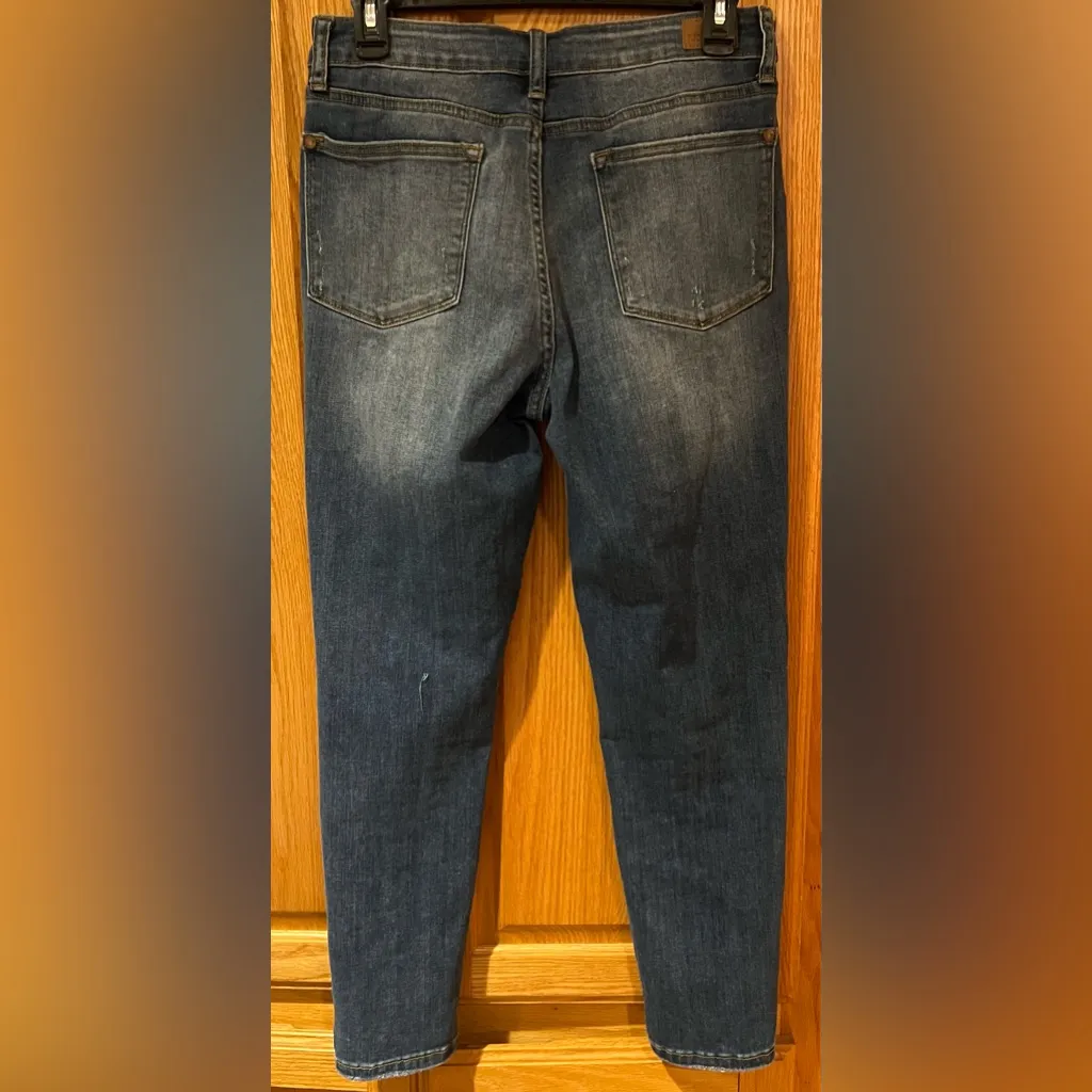 Judy Blue Mid Rise Relaxed Fit Distressed Cropped Blue Denim Jeans Size 30 - Image 12