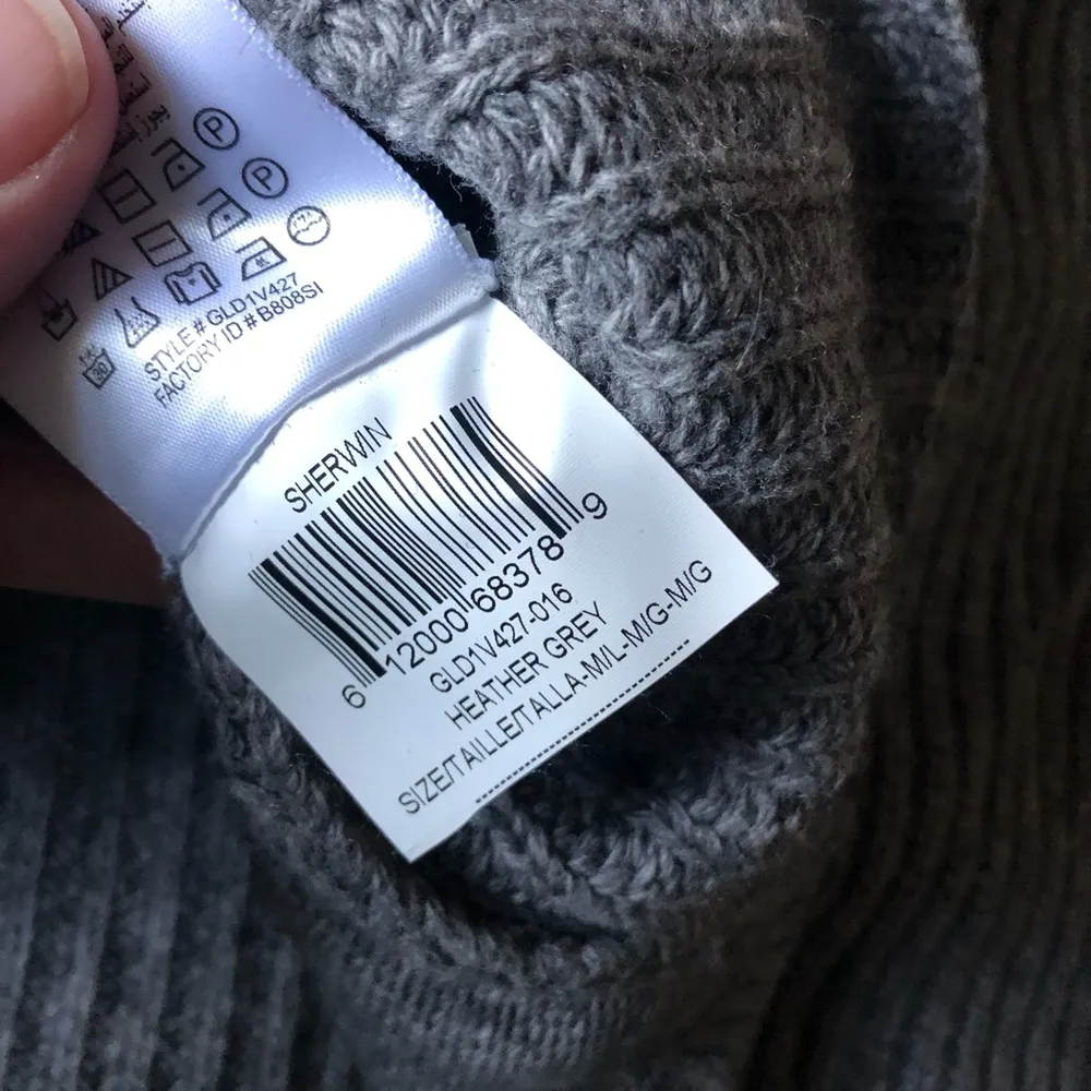 BCBGMaxAzria Poncho sweater - Image 8