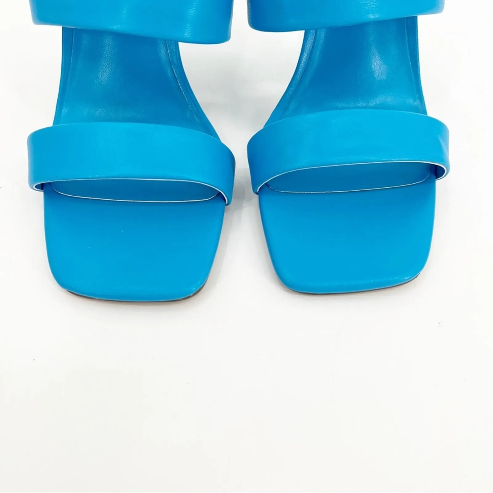 NWT STEVEN New York Brinne Lucite Heeled‎ Sandal 7 Light Blue - Image 4
