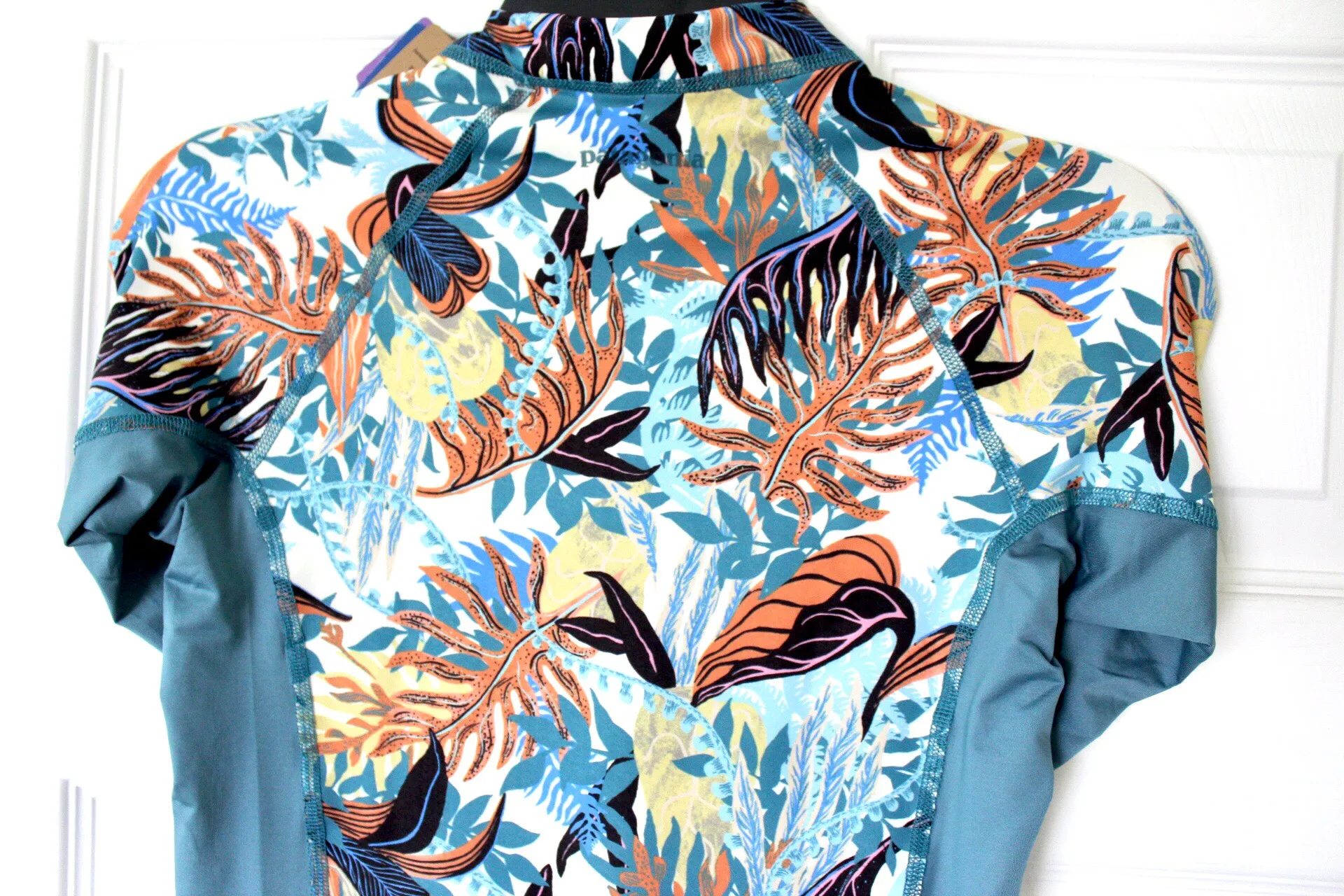 | Micro Swell Rashguard 50+ UPF - Image 5