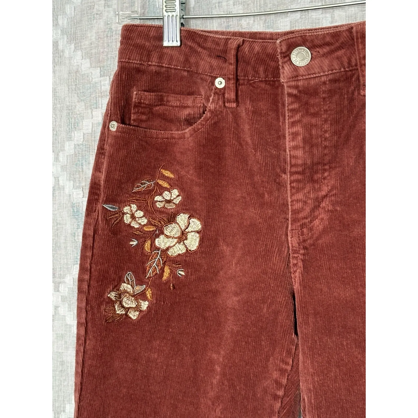 Vintage Y2K 90s Boho Embroidered Corduroy Bell Bottom Pants Maroon Floral Medium - Image 5