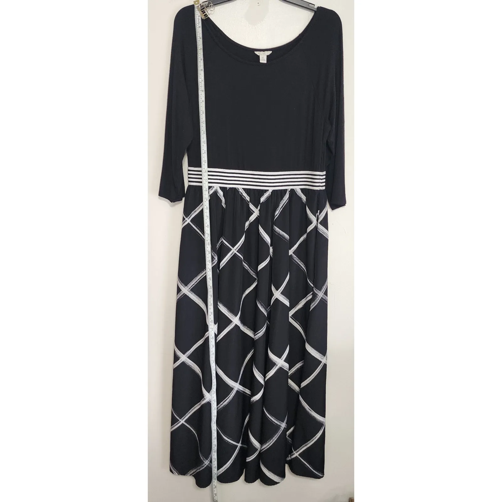 C EST. 1946 Black White Geometric Maxi Dress Petite Large Size undefined - Image 3