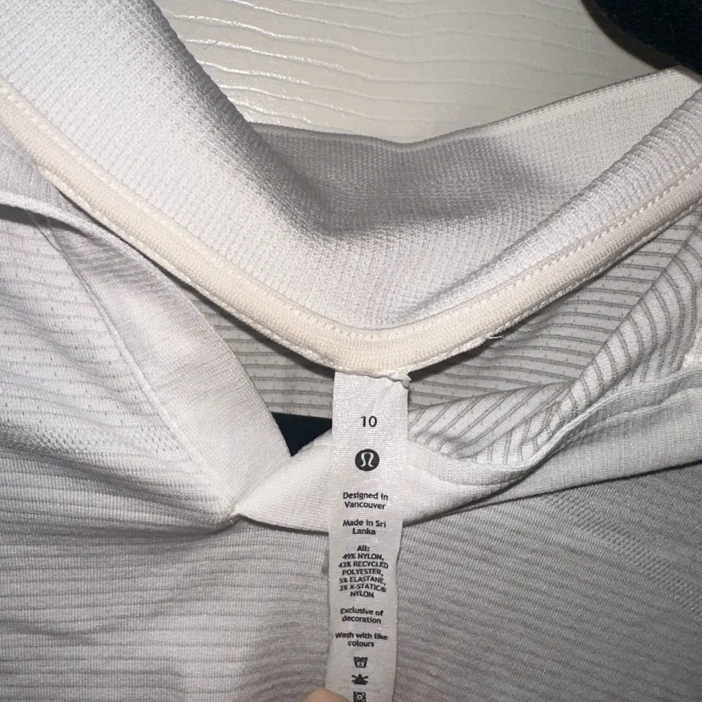 Lululemon crop collar shirt - Image 2