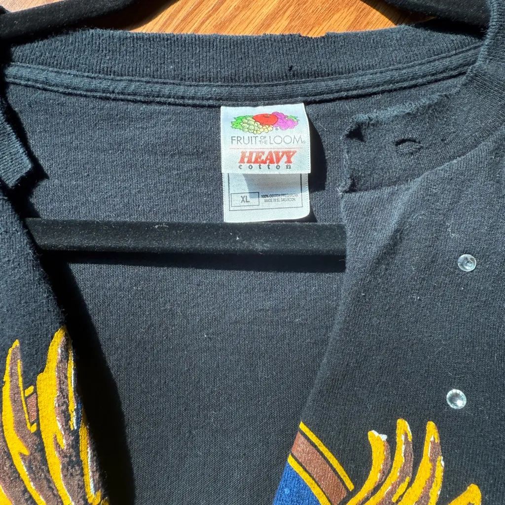 Fruit of the Loom Cropped Black Graphic T-Shirt - Image 3