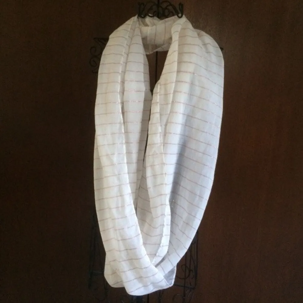Aerie Pink and White Circle Scarf - Image 2