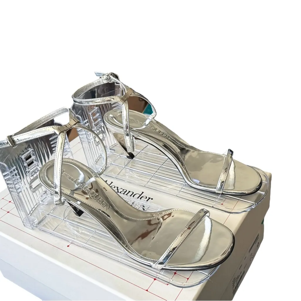 NIB Alexander McQueen Leather Armadillo Ankle Strap Sandals In Silver Size 37 - Image 5