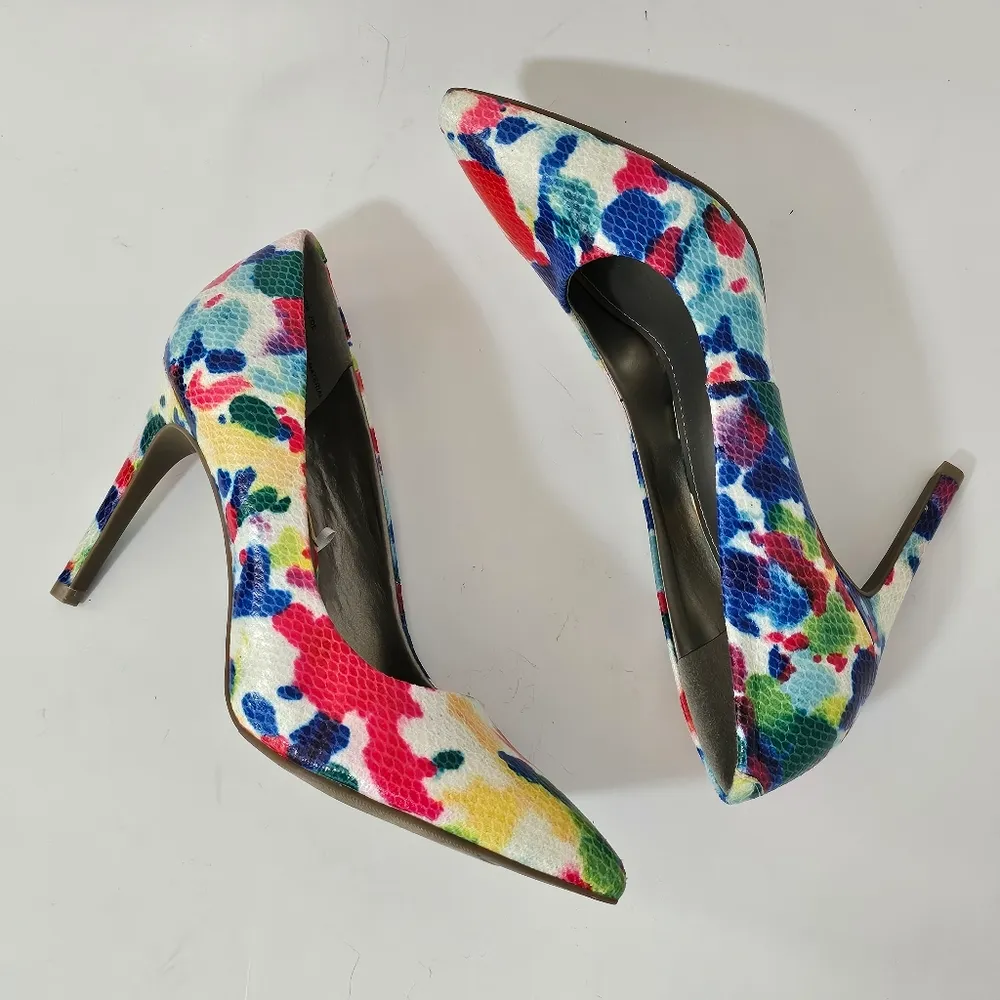 Worthington Zoe Watercolor Floral Reptile Heels Size 8 - Image 9