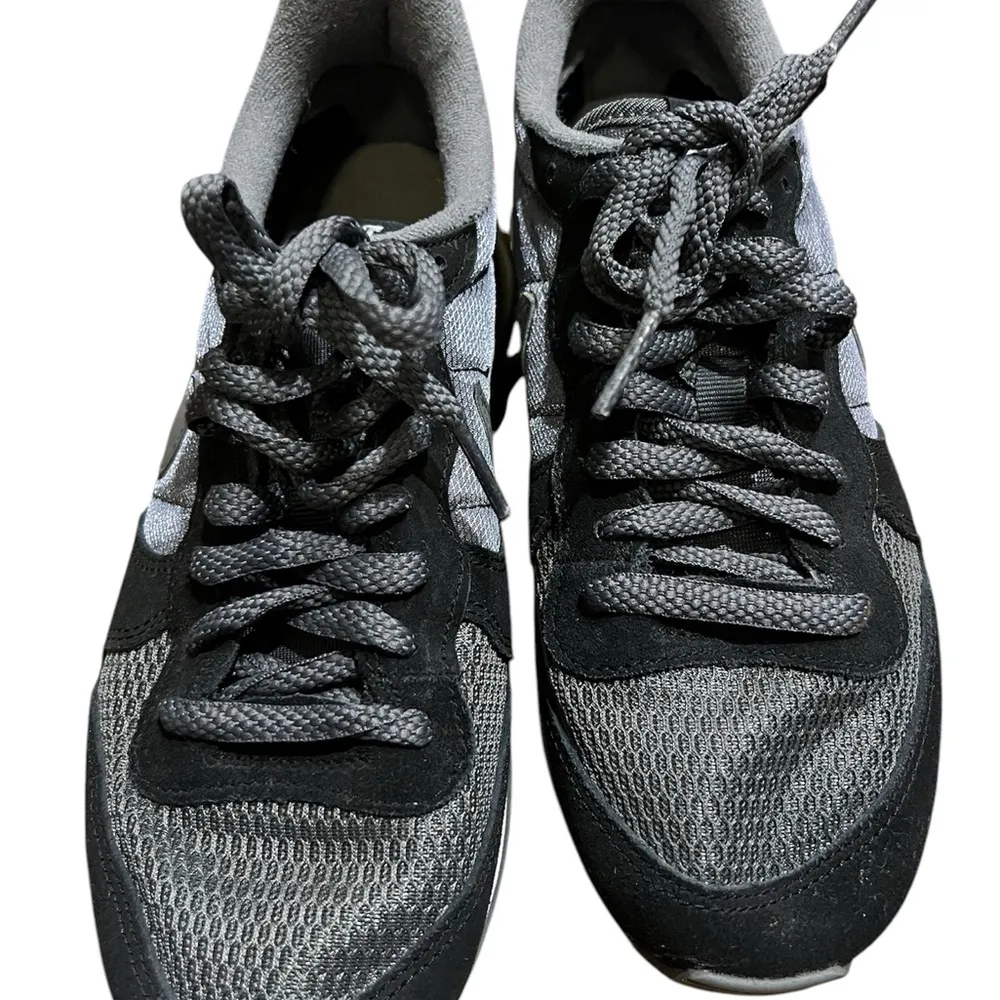 Nike Women's  Nike internationalist Athletic Shoes - Black and Gray - Image 5