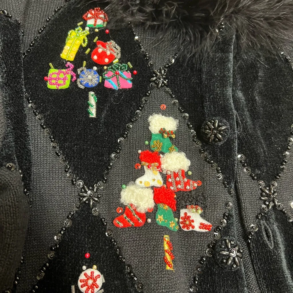 Berek Black Sweater with Faux Fur Trim Size L - Image 4