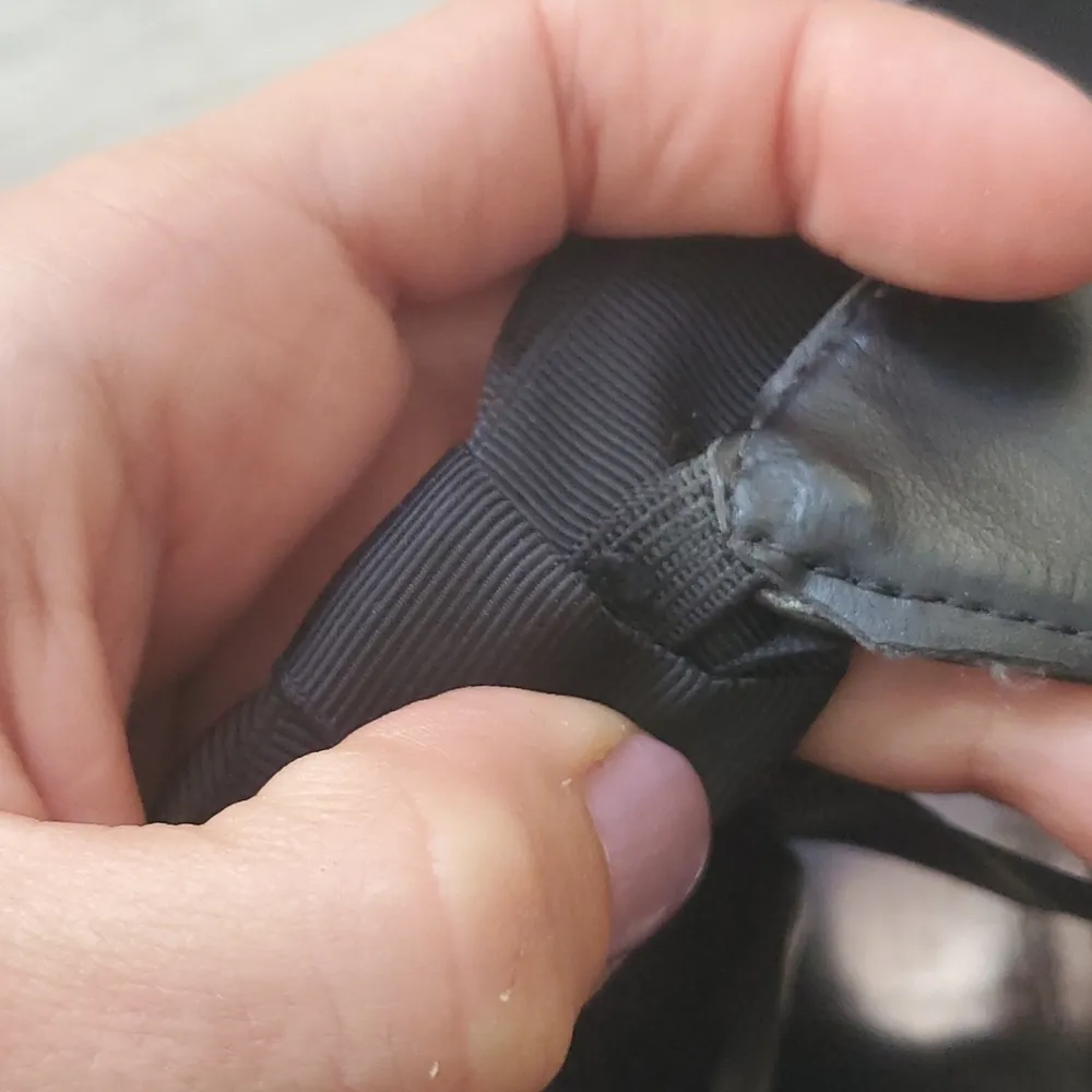 Metaphor Drew 2 Suede Heels with Bow - Image 12