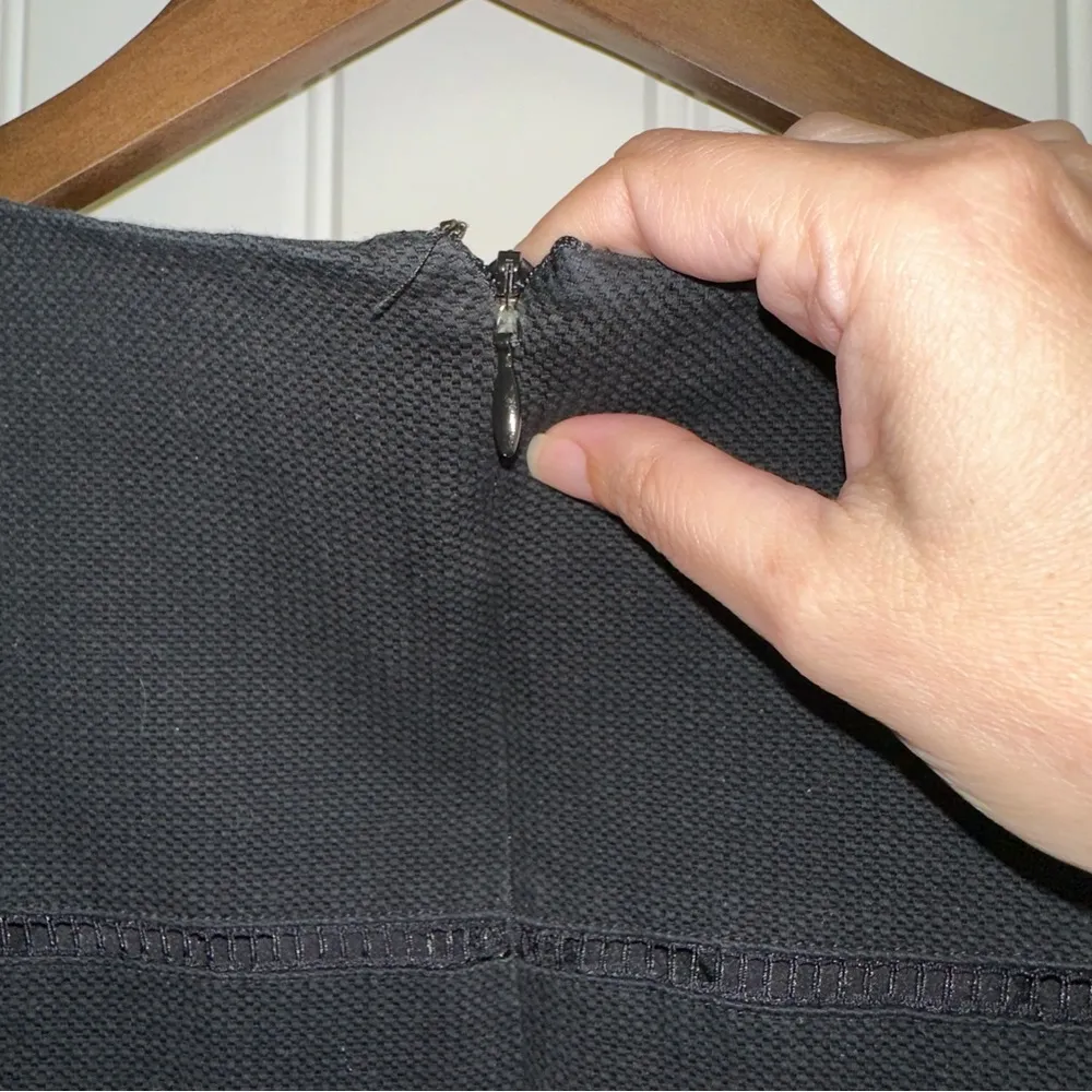 Ann Taylor Black sleeveless sheath dress women 2 - Image 8